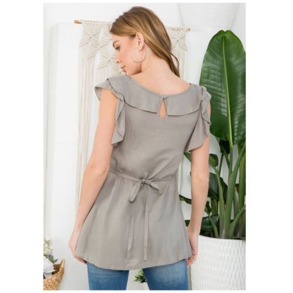 NEW Ryu Ruffles and Lace Top - Picture 7 of 8